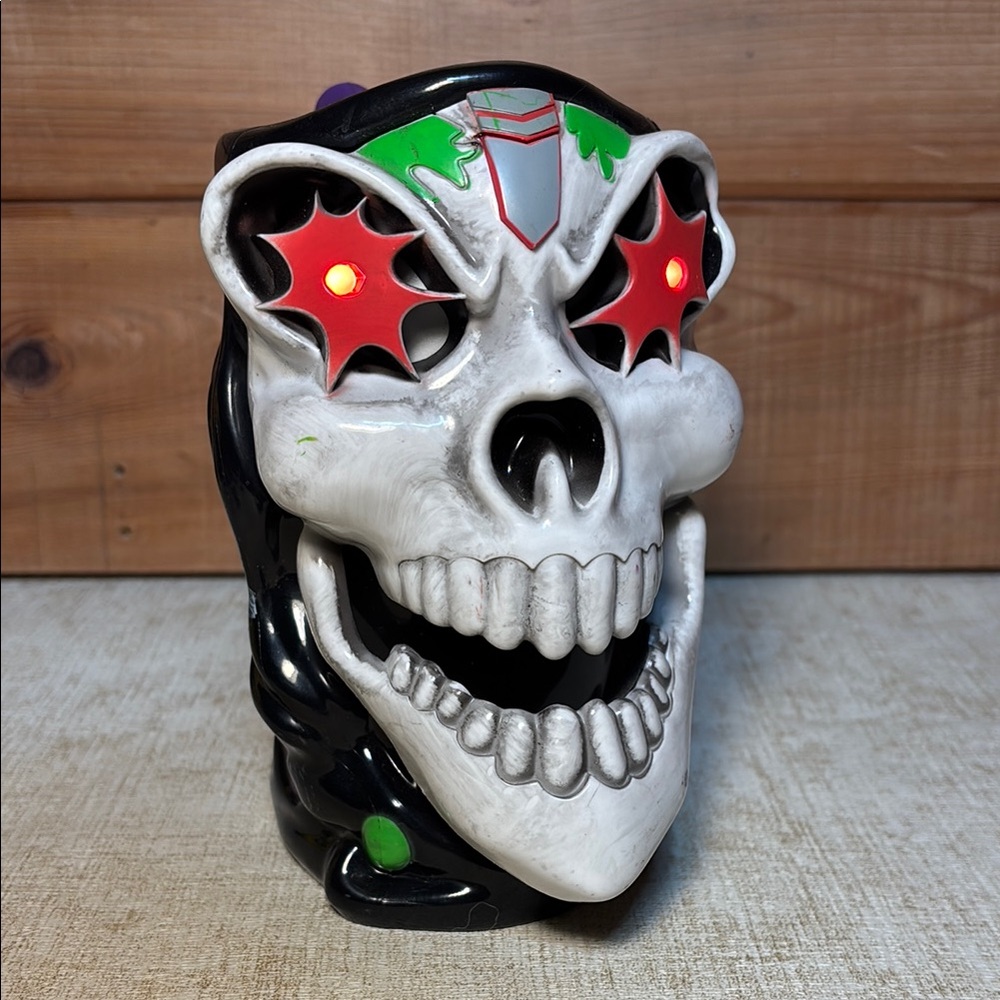Monster Jam Grave Digger Light Up Cup